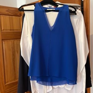 Beautiful blue silk sleeveless top - Cooper & Ella